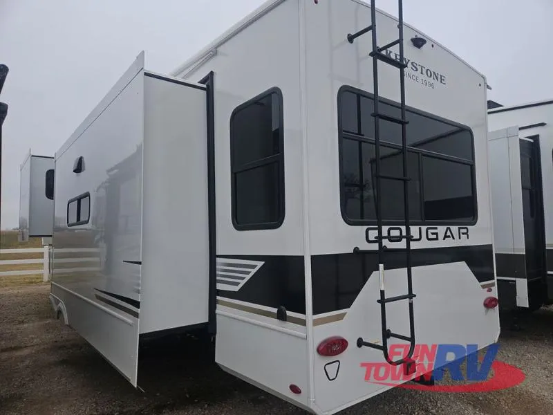 2026 Keystone Cougar 355FBS - Photo 4