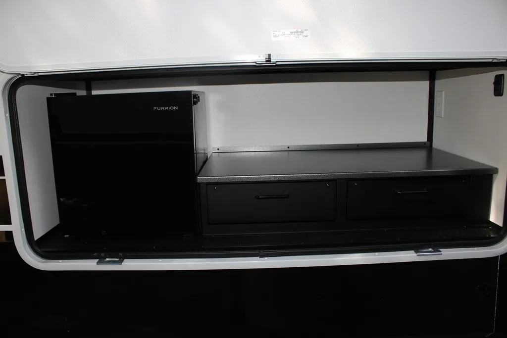 2026 Brinkley Model Z 2810, Photos photo 7
