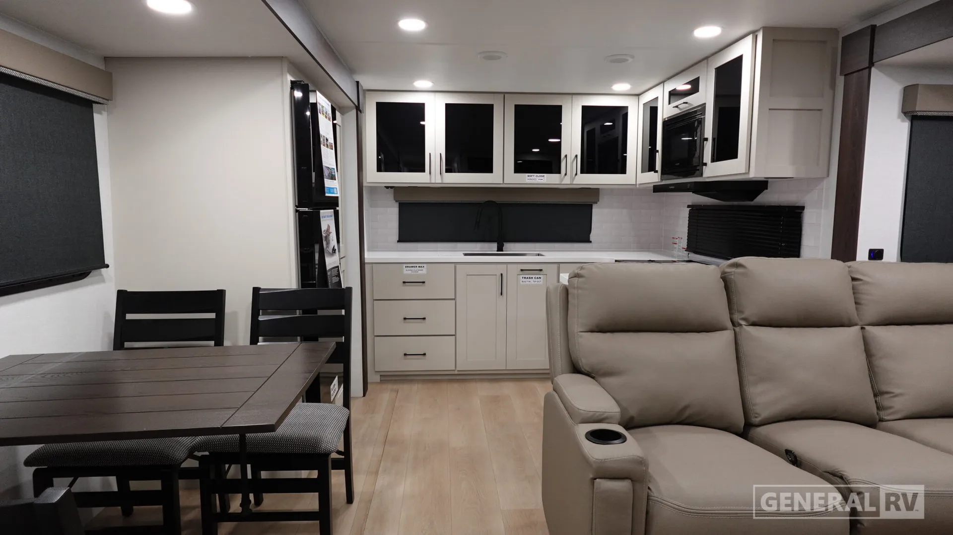 2027 Alliance RV Delta 284RK - Photo 3