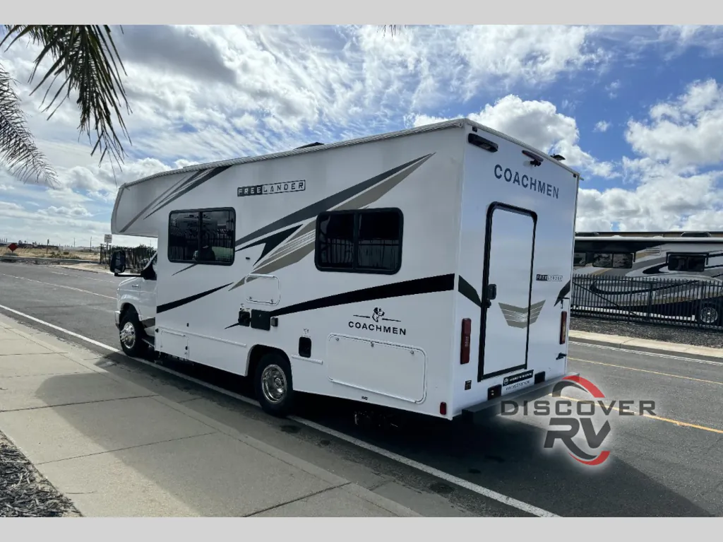 2026 Coachmen Freelander 22XG, Photos photo 6