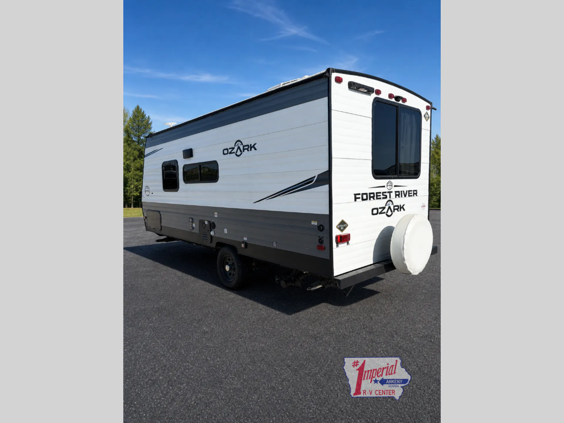 2025 Forest River Ozark 1660RB - Photo 2