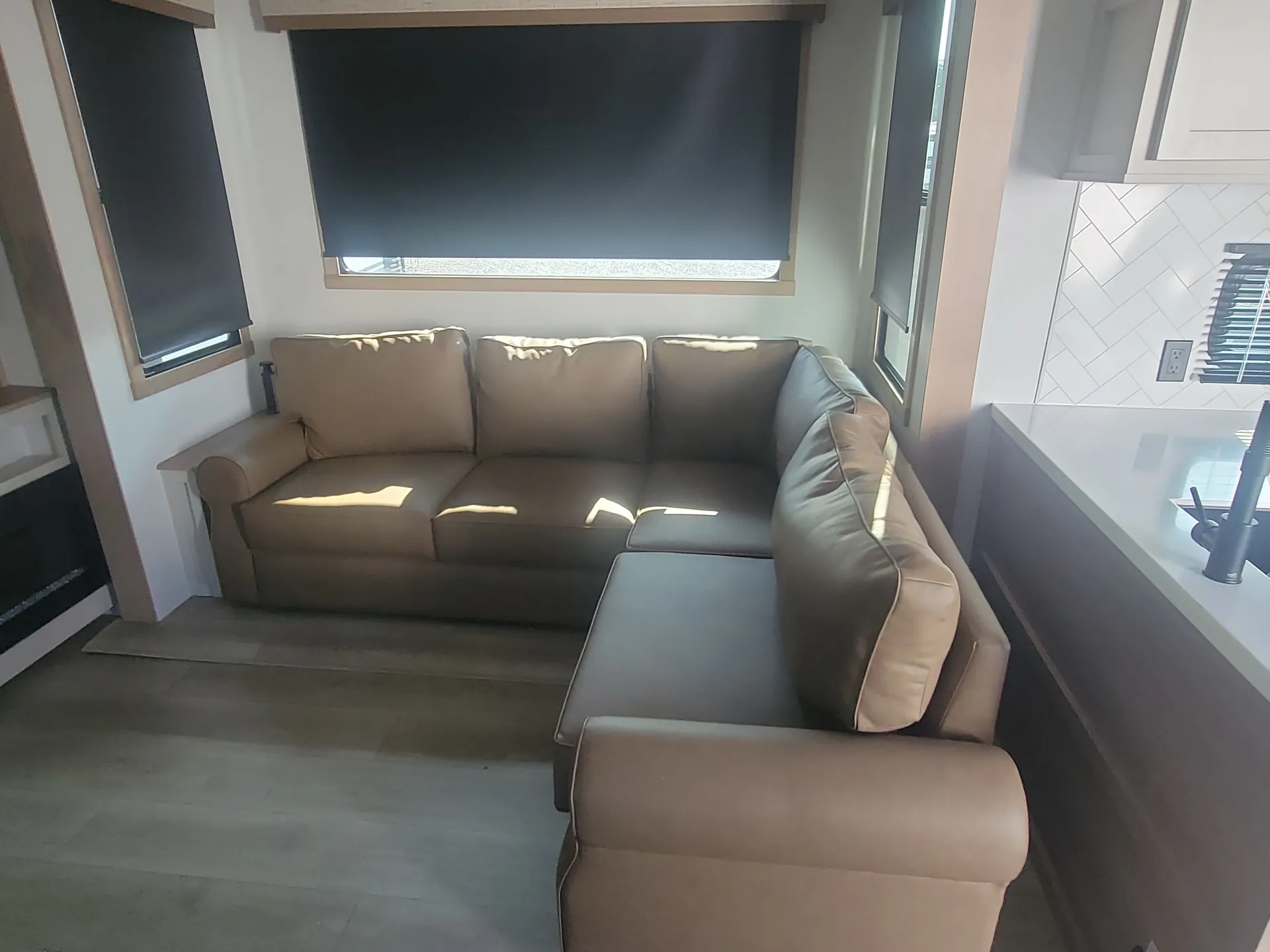 2027 Forest River Sandpiper 3710HBFB — living area main