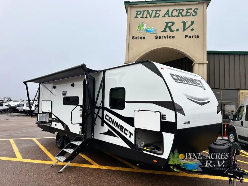 2025 KZ Connect SE Used    C241BHKSE Corner Bunks &amp; a Slide Out - Main photo