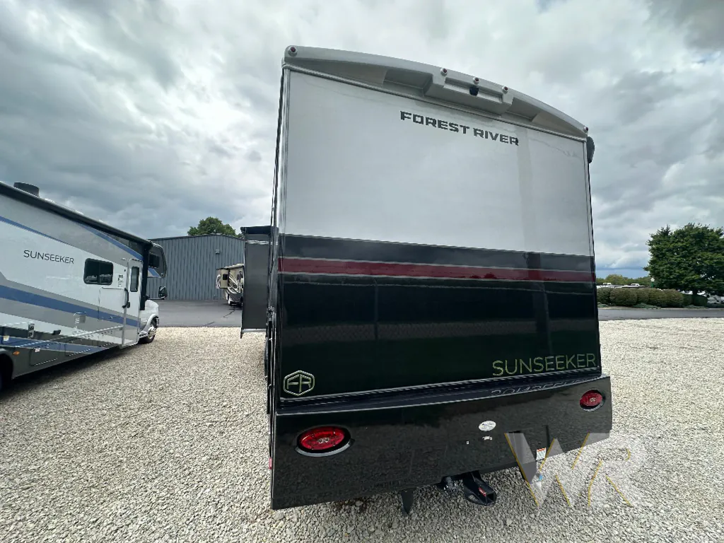 2027 Forest River Sunseeker 3150S, Photos photo 5