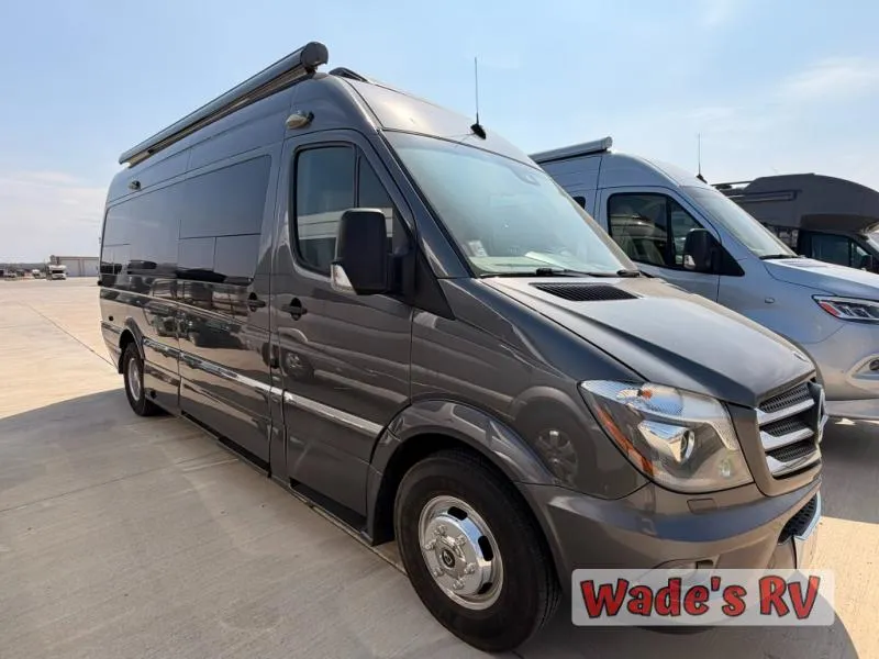 2014 Roadtrek AVENTUROUS Used    CS - Photo 2
