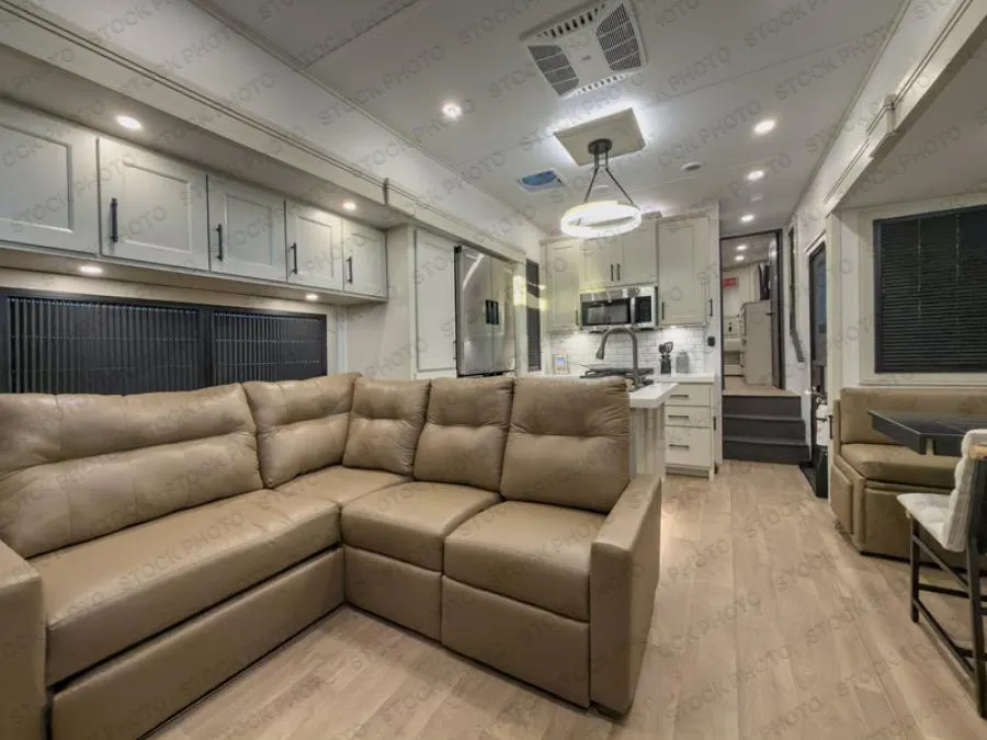 2027 Grand Design Solitude 414LJMJ - Photo 3