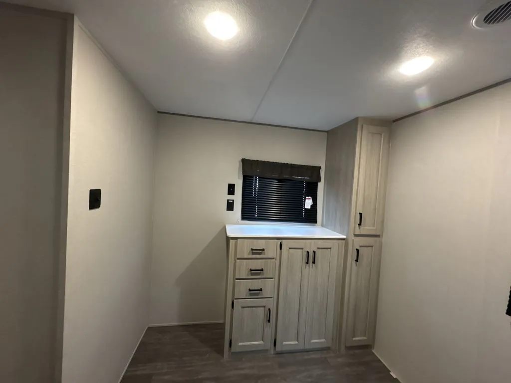 2026 Forest River Aurora 34BHTS 2 QUEEN BEDS, Photos photo 27