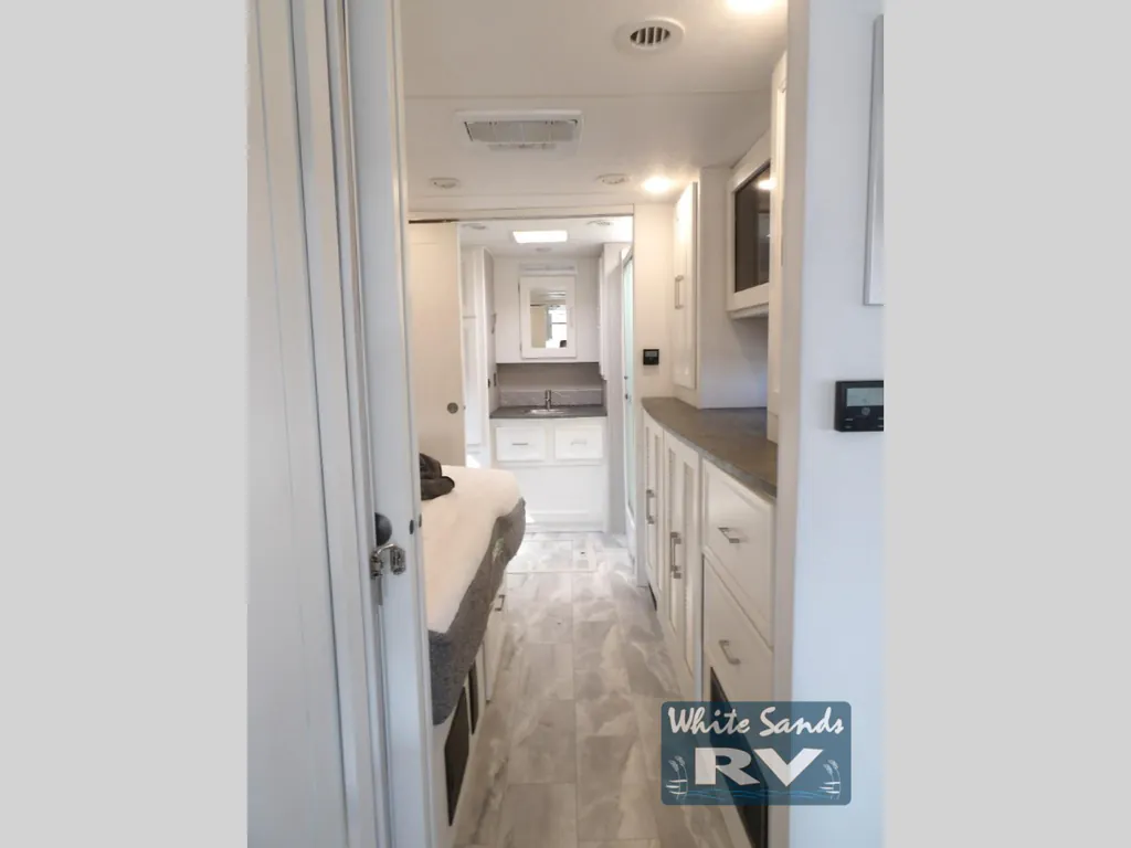 2022 Coachmen Sportscoach SRS 365RB, Photos photo 21