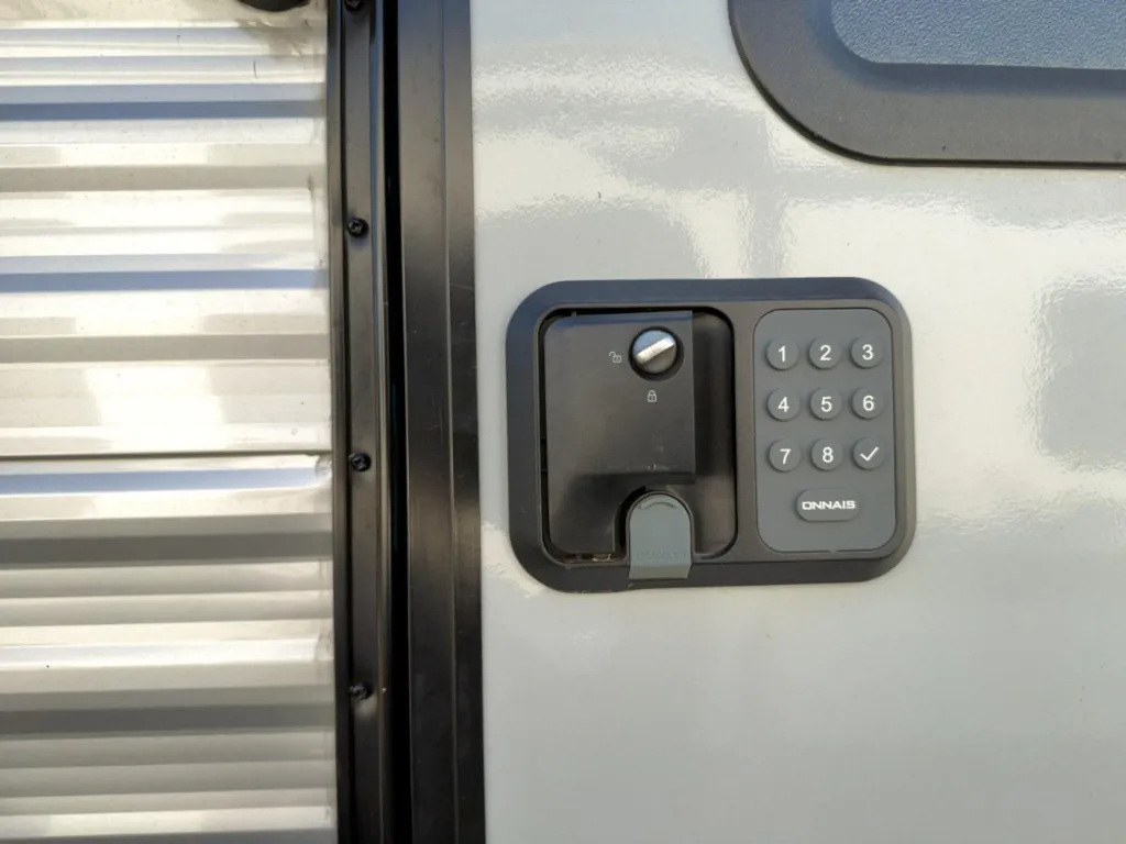 2023 Coachmen Catalina Legacy Edition 243RBS, Photos photo 11