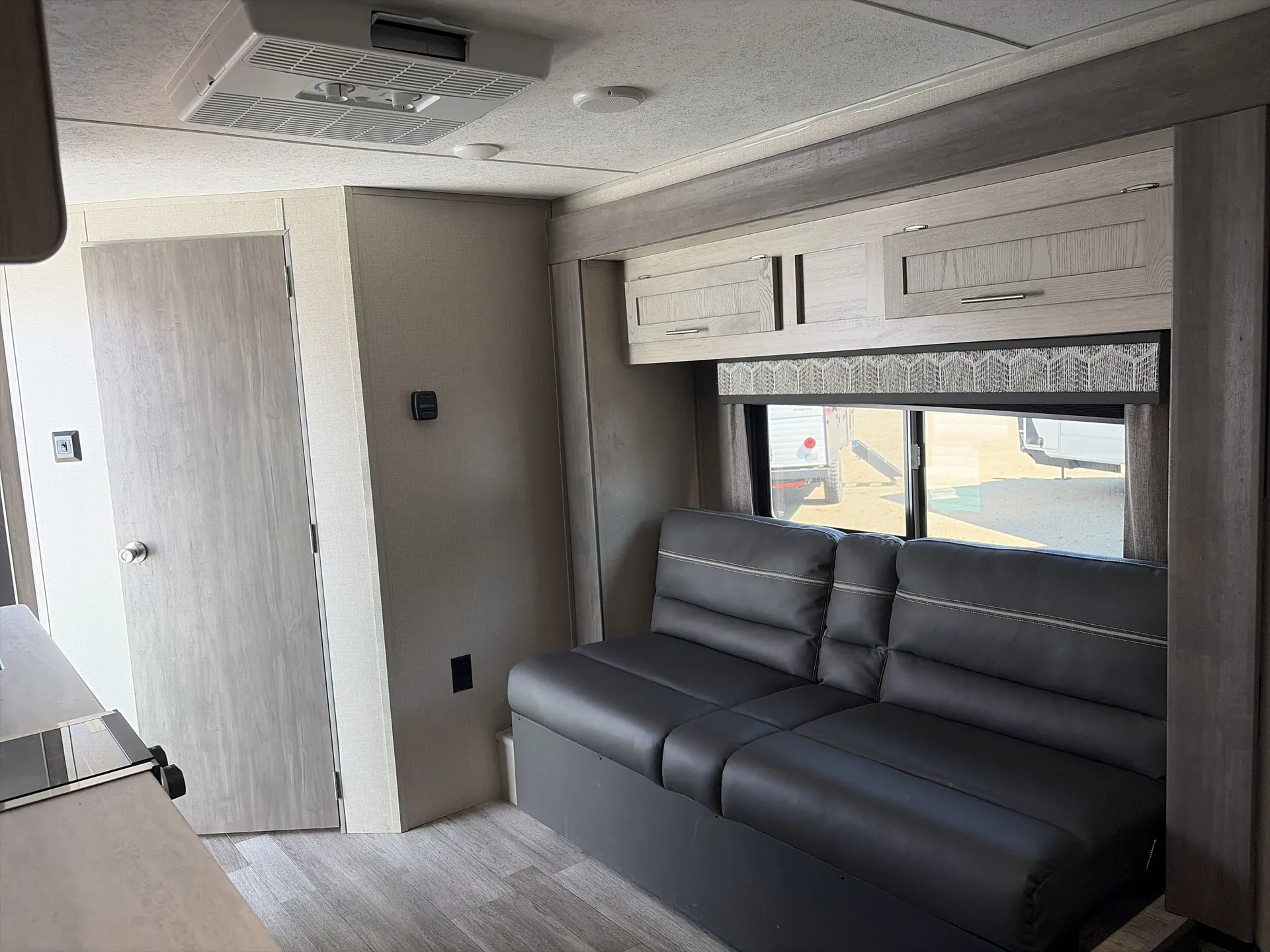 2022 Coachmen Catalina Summit 184FQS — living area main