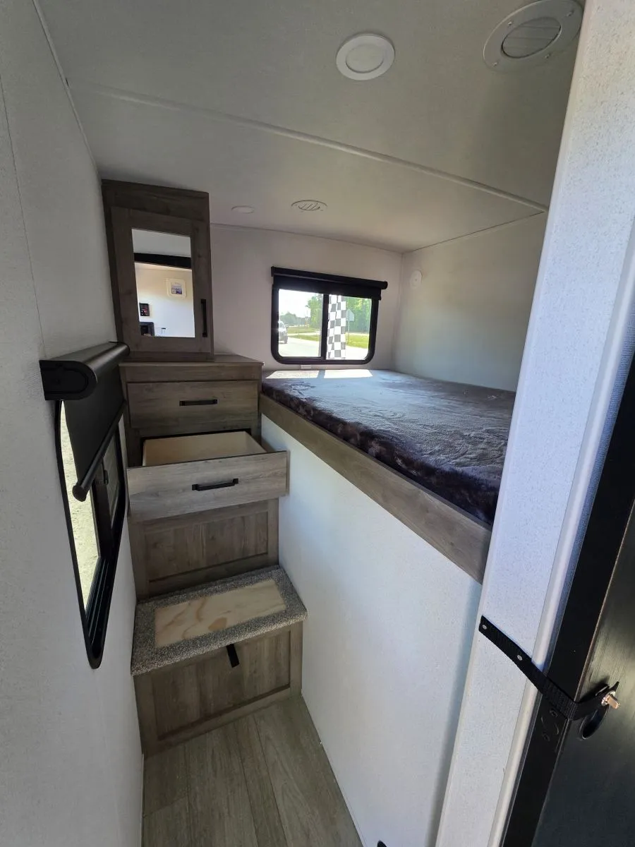 2026 Forest River Solaire 2750BHS, Photos photo 15