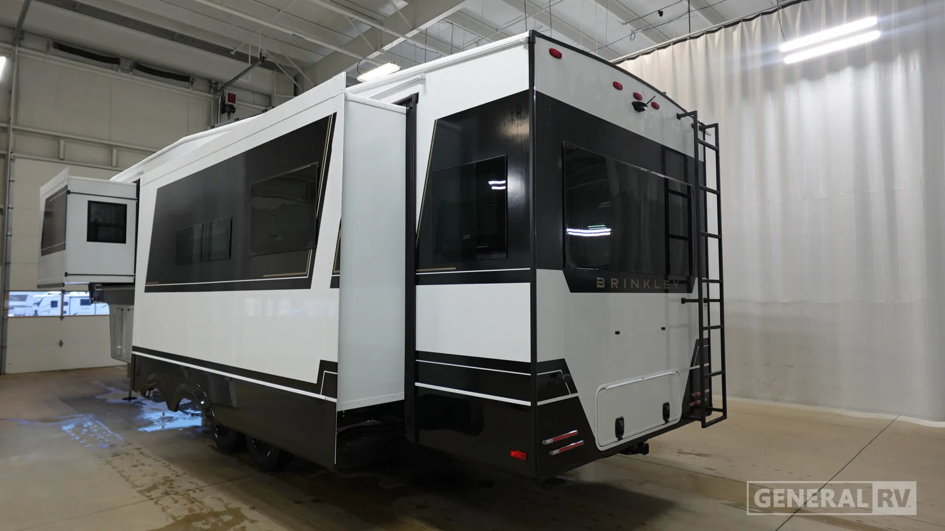 2026 Brinkley Model Z 3100 - Photo 4