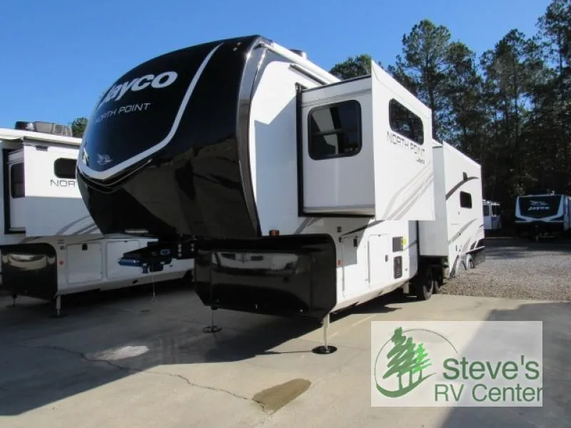 2026 Jayco North Point 310RLTS - Photo 3