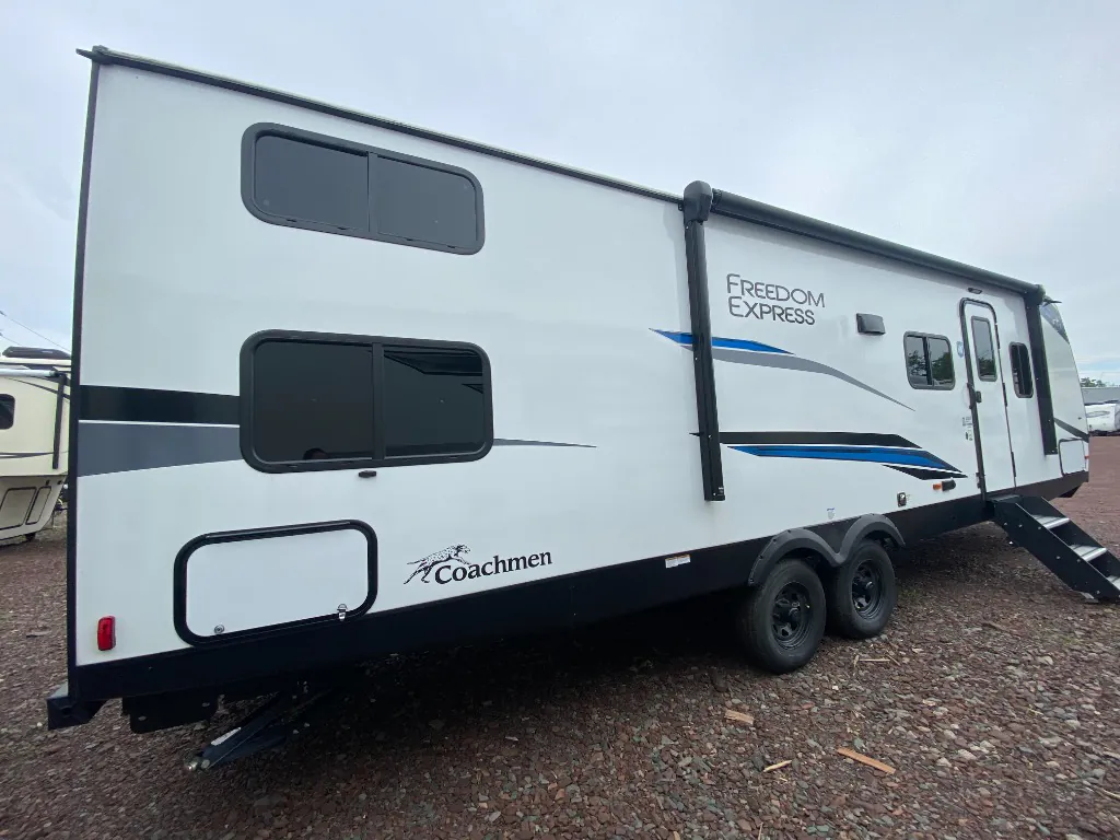 2024 Coachmen Freedom Express Select 29SE, Photos photo 10