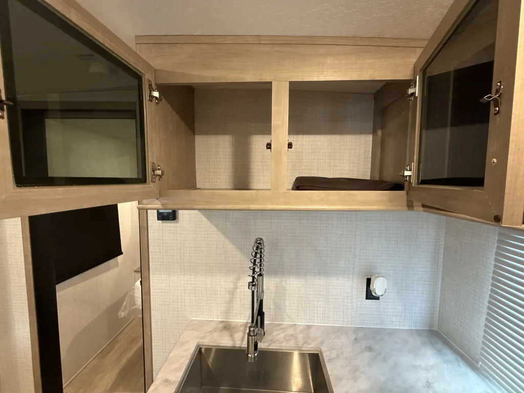 2025 Forest River Solaire 2430BHS, Photos photo 10