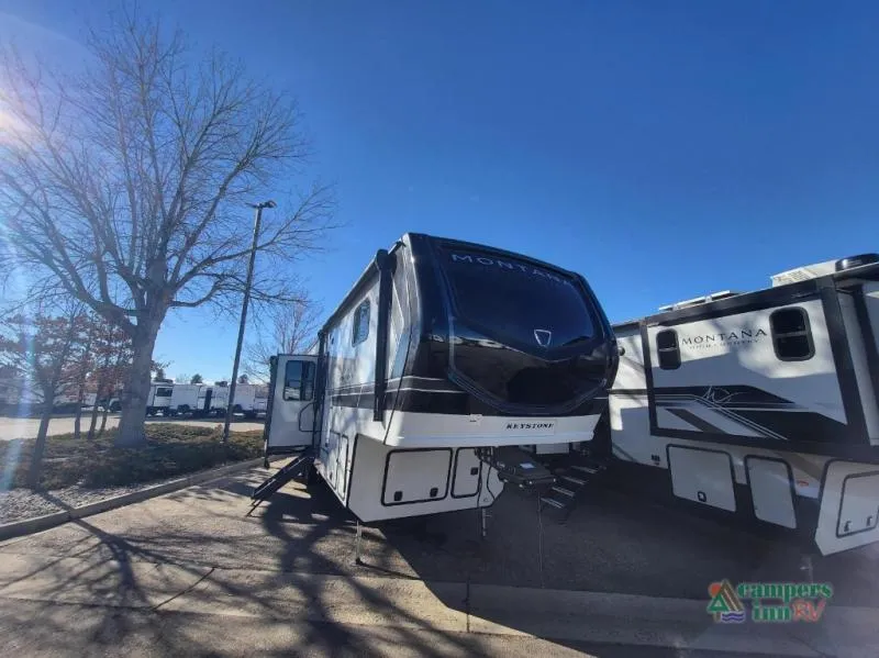 2026 Keystone Montana High Country 351BH - Photo 2