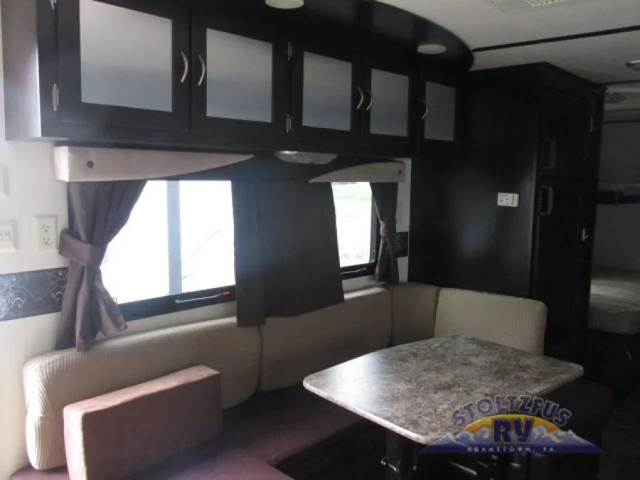 2011 CrossRoads RV Slingshot 29BH - Photo 4