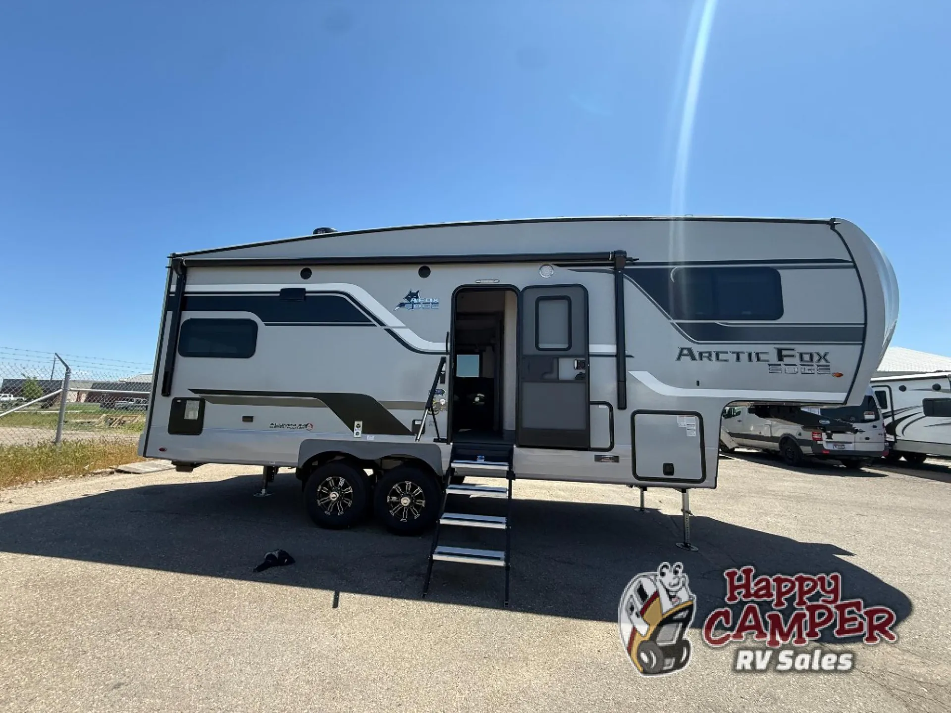 2026 Northwood Arctic Fox Edge 275LE - Photo 4