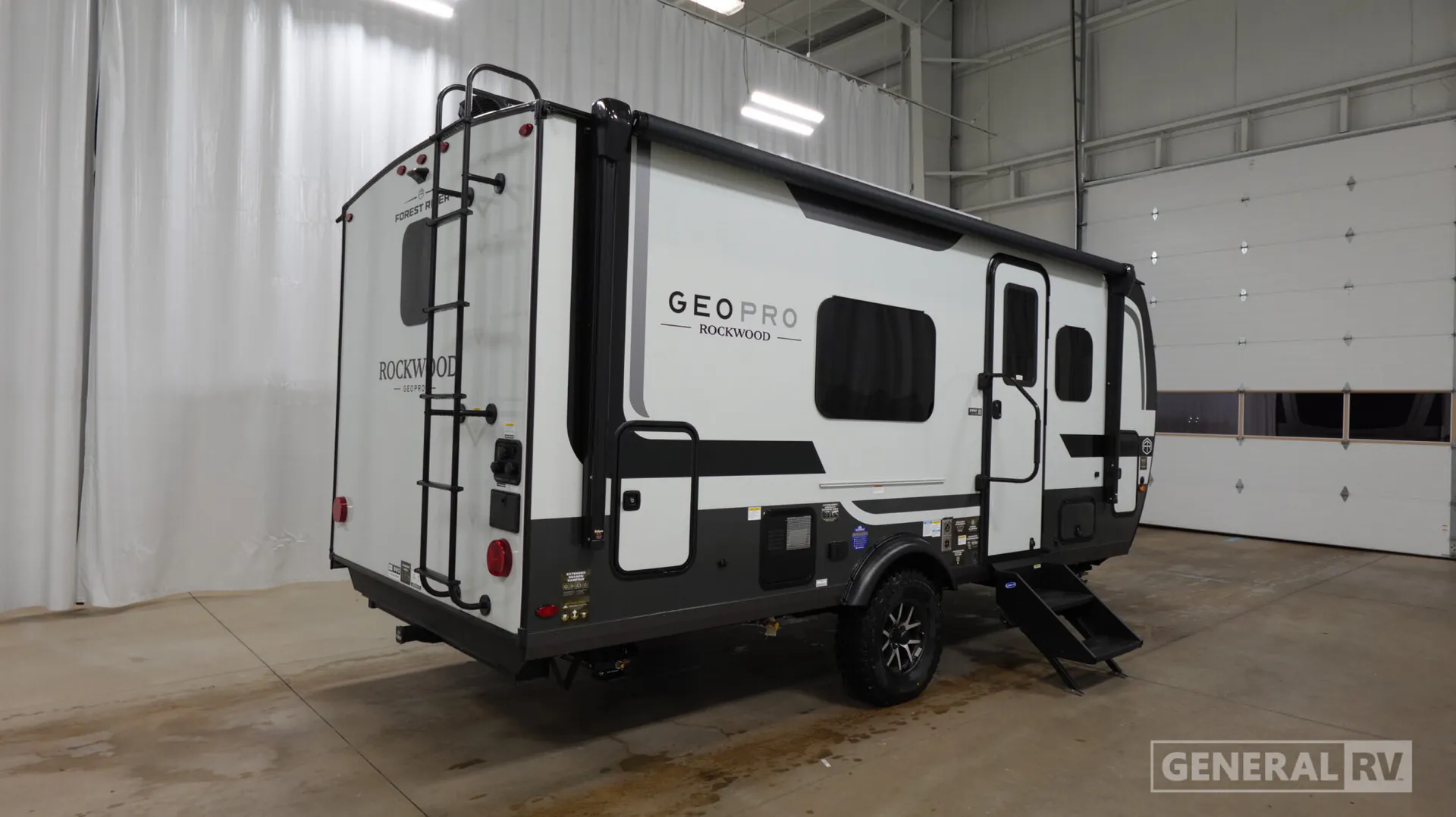 2027 Forest River Rockwood Geo Pro 19FD — Photo 7
