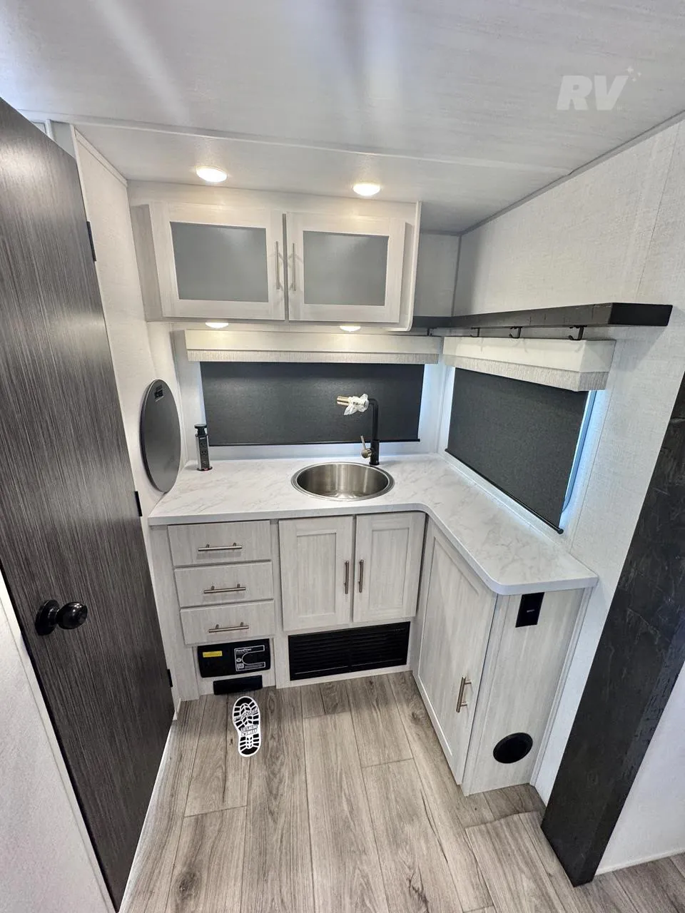 2027 Forest River R-Pod Un-Mapped 23MK, Photos photo 7