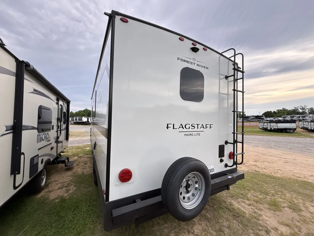 2026 Forest River Flagstaff Micro Lite 25FBT, Photos photo 6