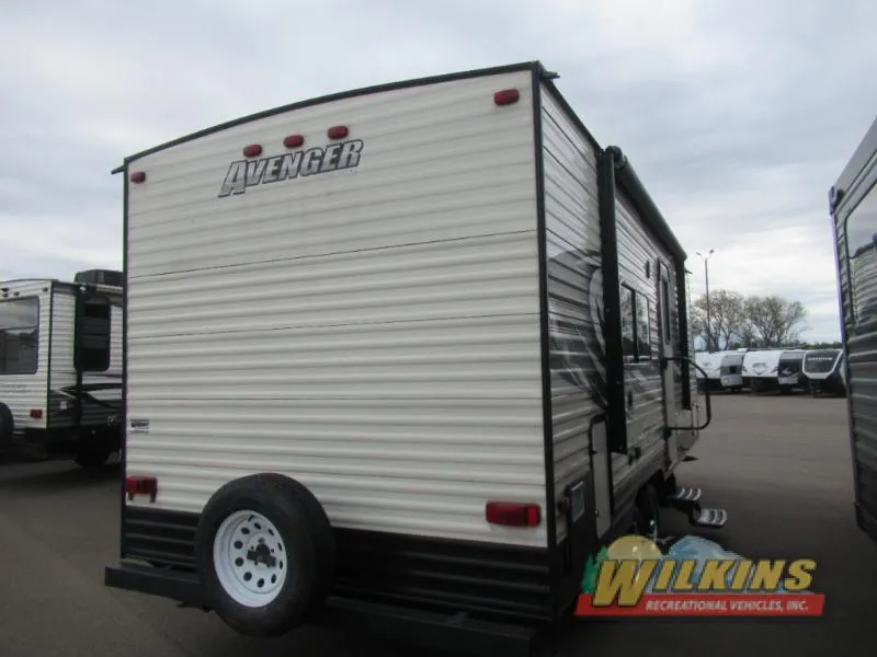2017 Prime Time Avenger 22RB - Photo 3