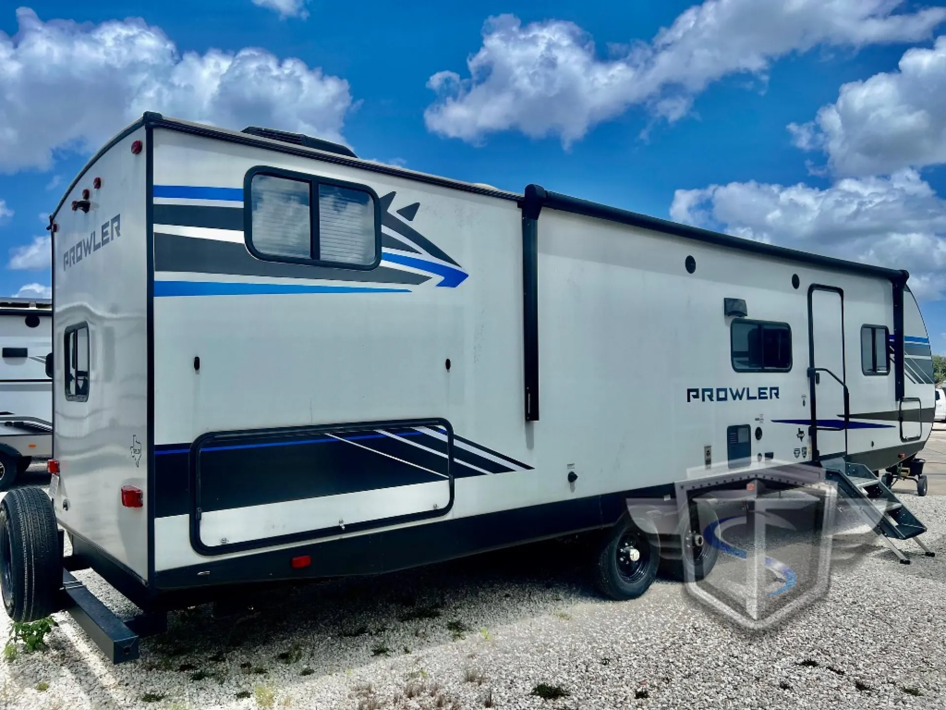 2023 Heartland Prowler 303SBH - Photo 4