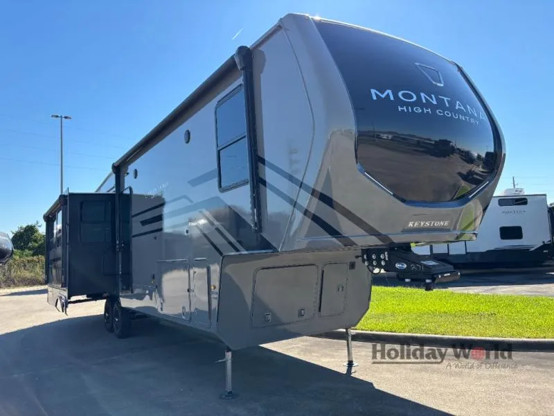 2026 Keystone Montana High Country 331RL - Photo 2