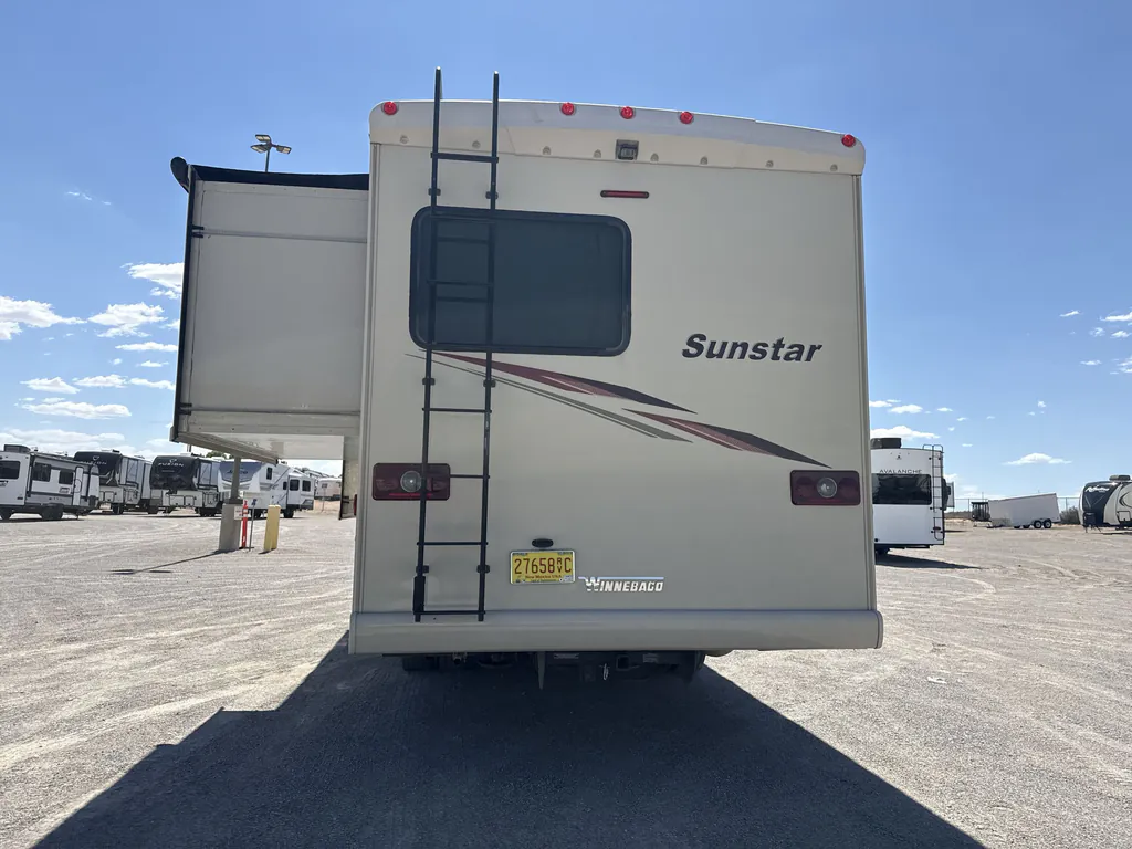 2019 Winnebago Sunstar 27P, Photos photo 7