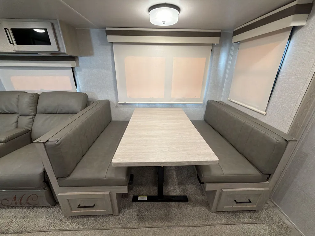 2022 Forest River Rockwood Ultra Lite 2614BS, Photos photo 36