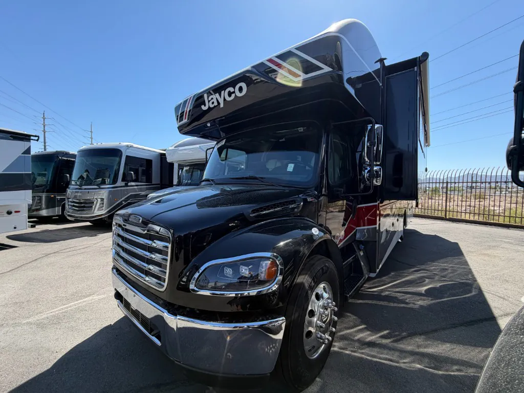 2027 Jayco Seneca 33J dealer photo 2 from Blue Compass RV