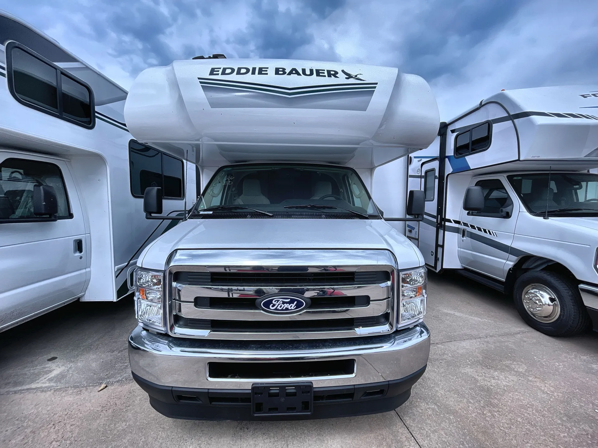 2026 Thor Motor Coach Eddie Bauer 26ED - Photo 4