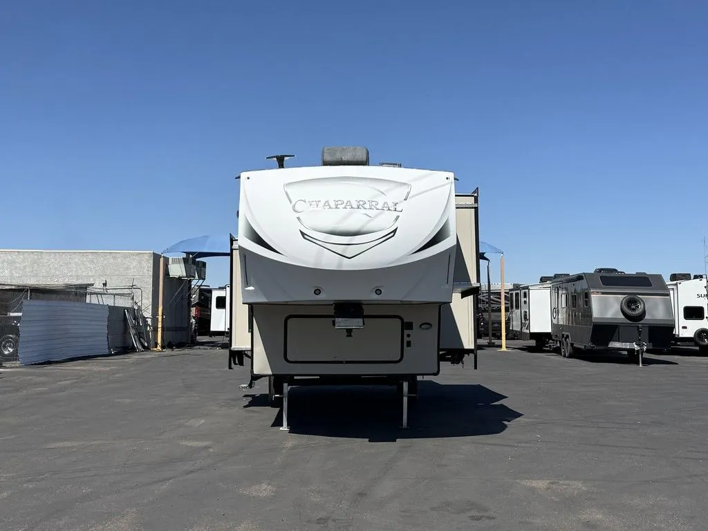 2017 Coachmen Chaparral Lite 28 RLS - Photo 4