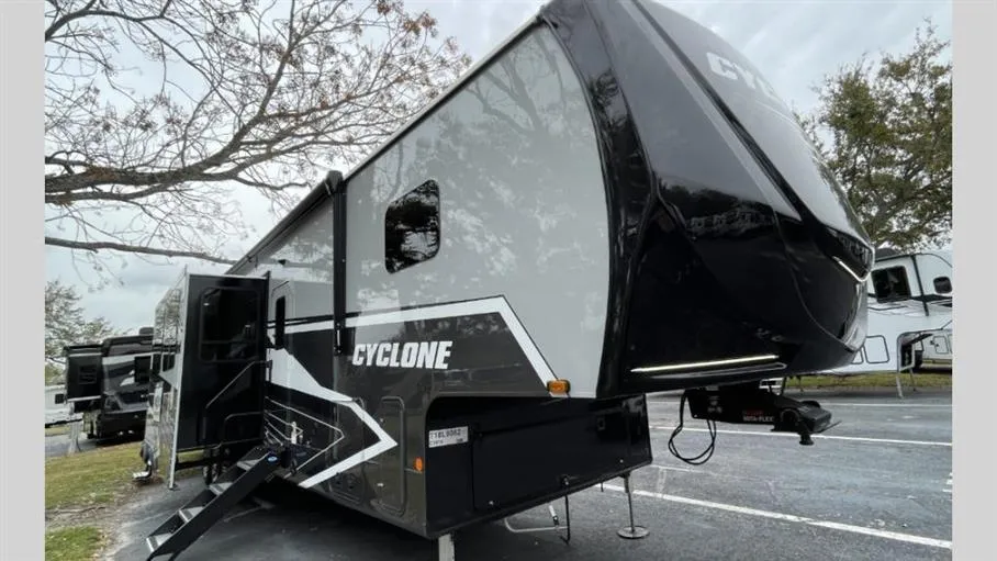 2026 Heartland Cyclone 3914 - Main photo