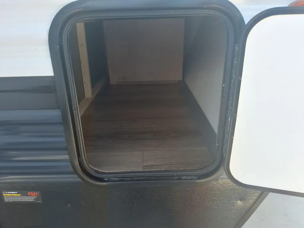 2027 Forest River Puma 32BHQS, Photos photo 9