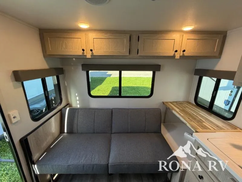 2023 Riverside RV Intrepid 171RDi - Photo 3