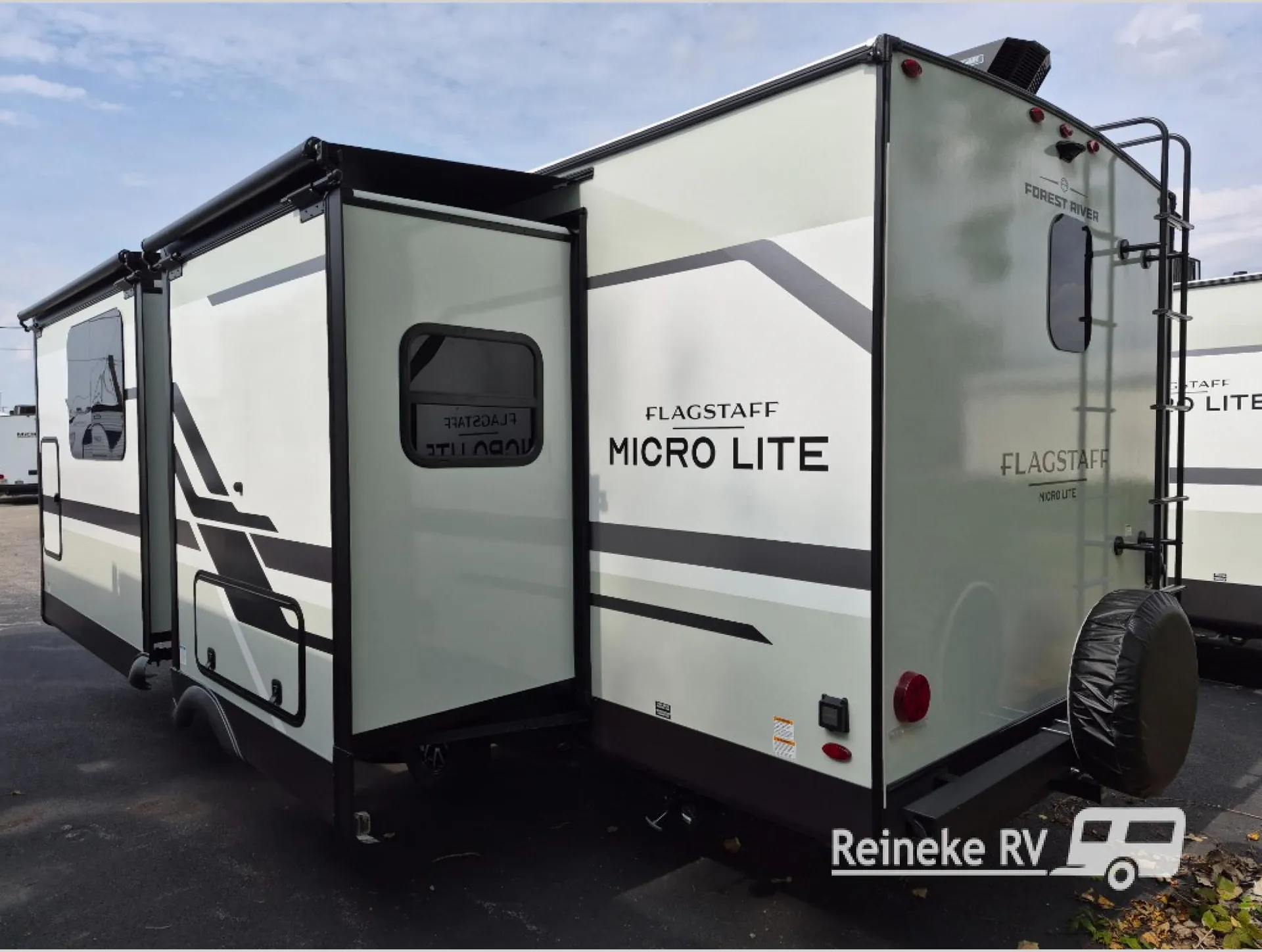 2027 Forest River Flagstaff Micro Lite 25MBR — Photo 6