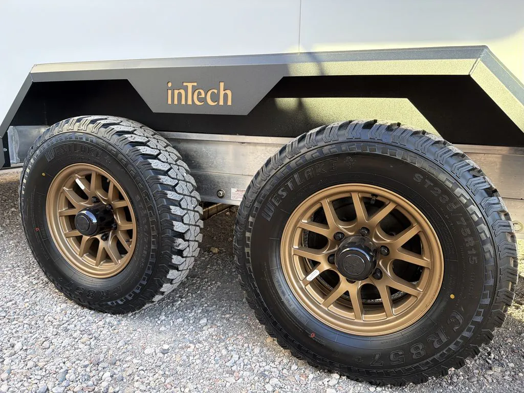 2026 inTech Black Wing 830 X - Photo 2