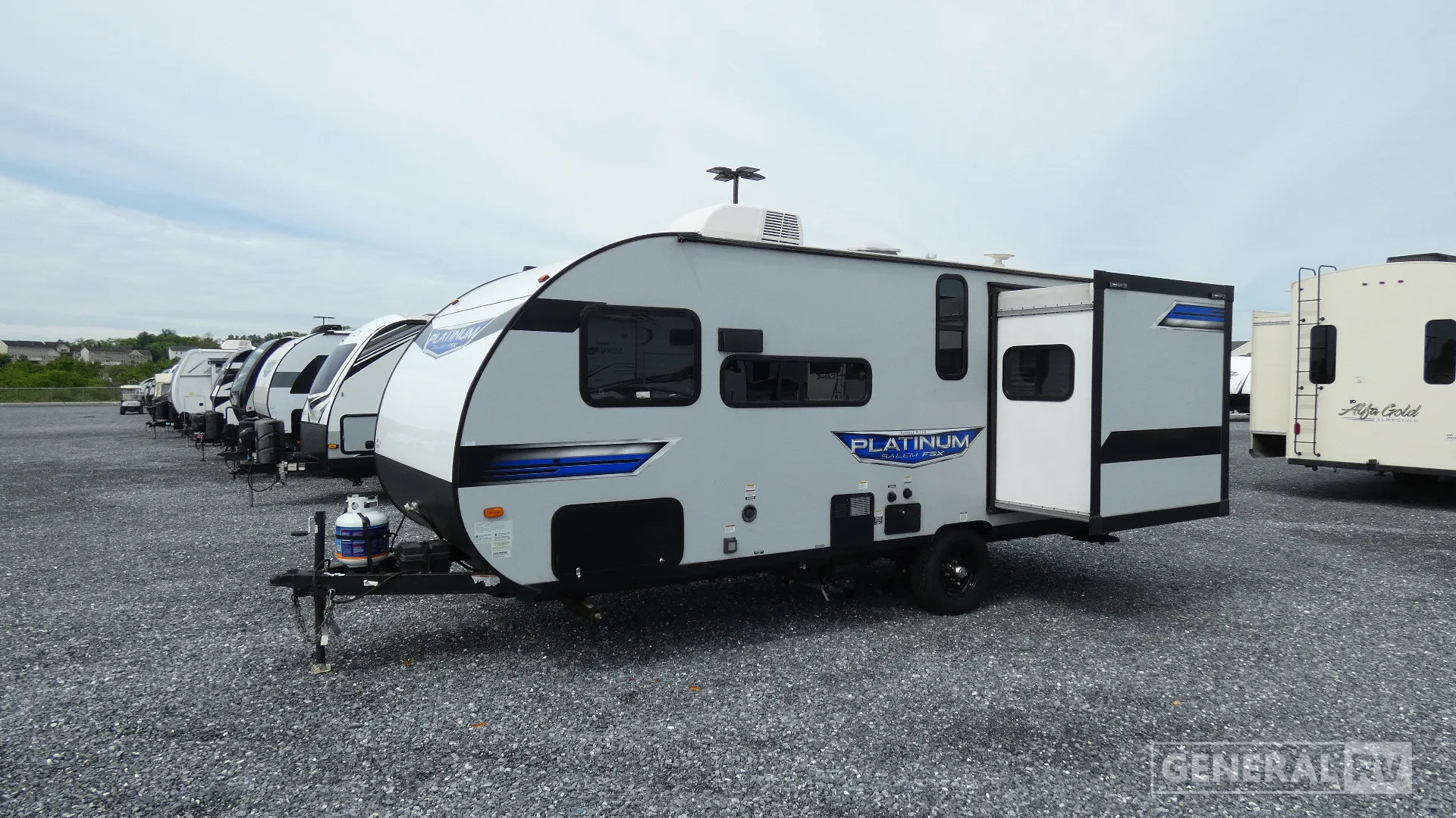 2023 Forest River Salem FSX 169RSK — Photo 5