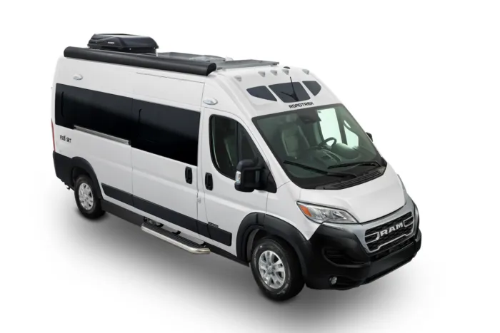 Roadtrek Play SRT Base exterior