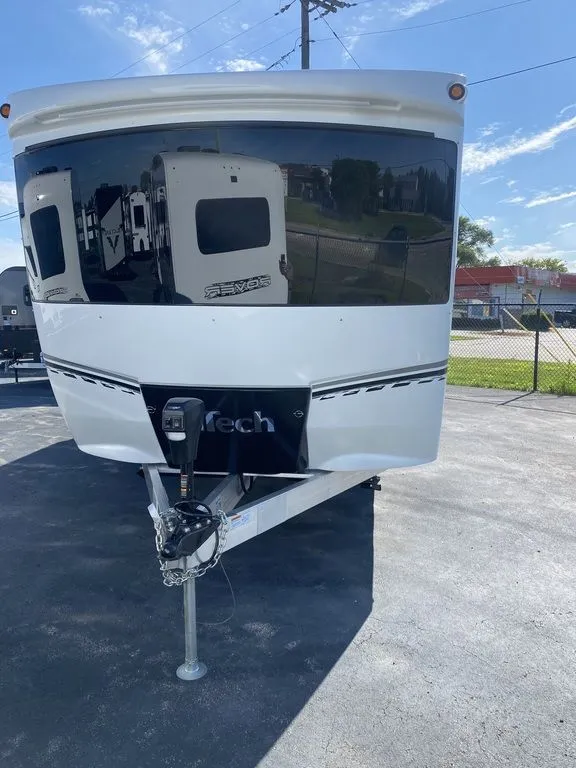 2026 InTech RV Aucta Base - Photo 2