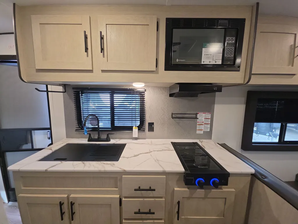 2026 Shasta RVs i-5 Edition 521CK, Photos photo 13