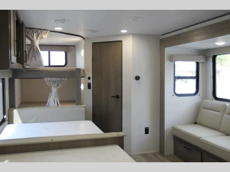 2026 Grand Design Transcend Xplor 26BHX - Photo 4