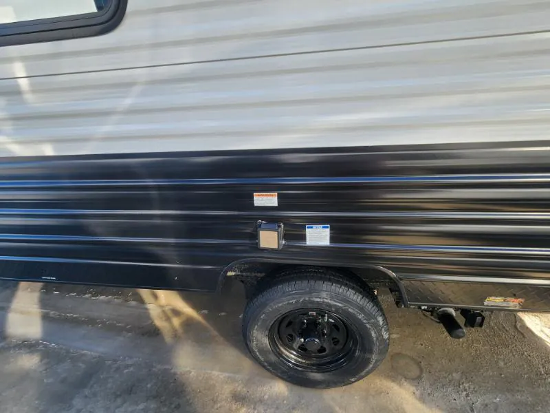 2026 Forest River Cherokee Wolf Pup 16LP, Photos photo 20