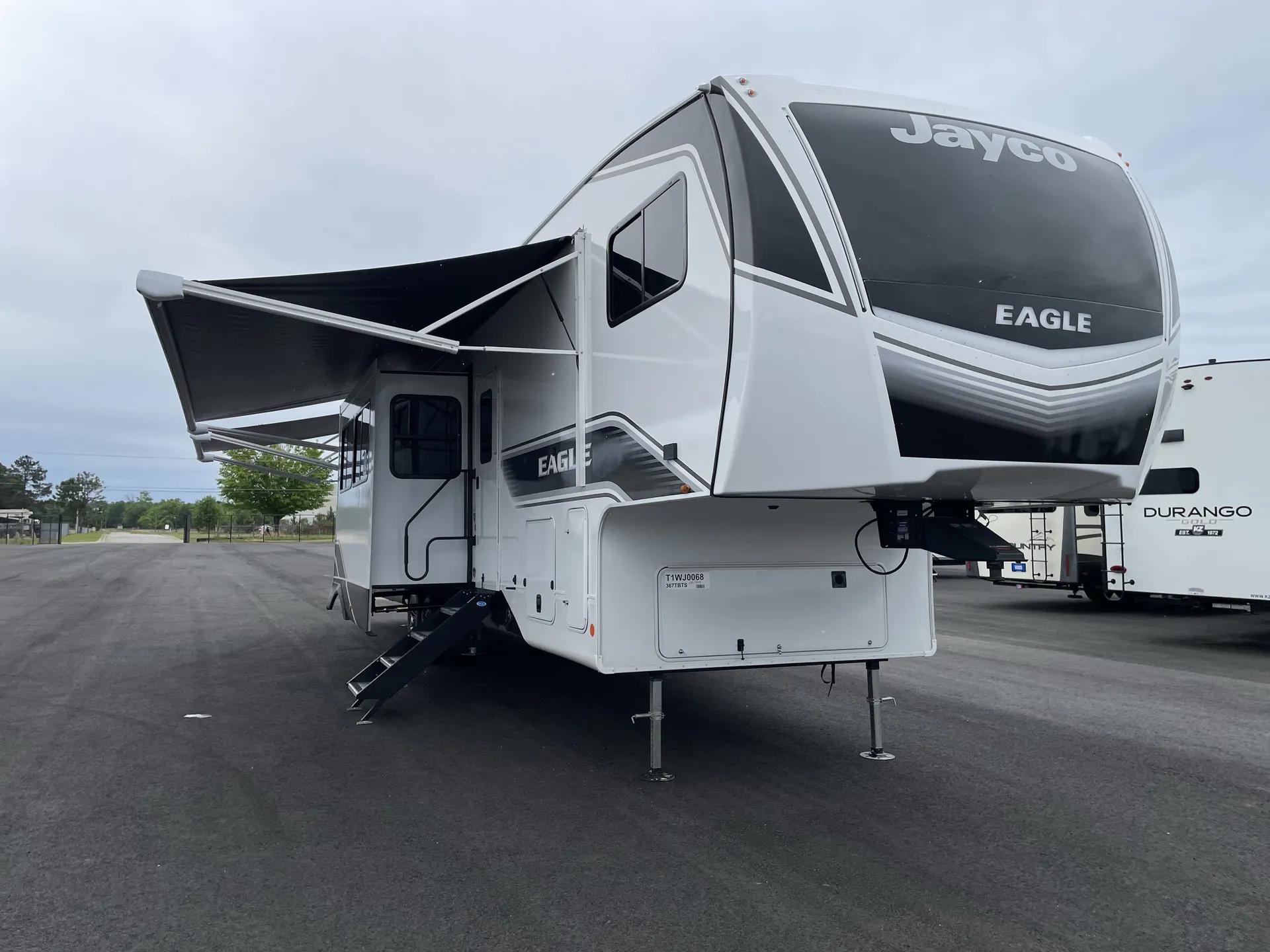 2026 Jayco Eagle 367TBTS - Photo 2