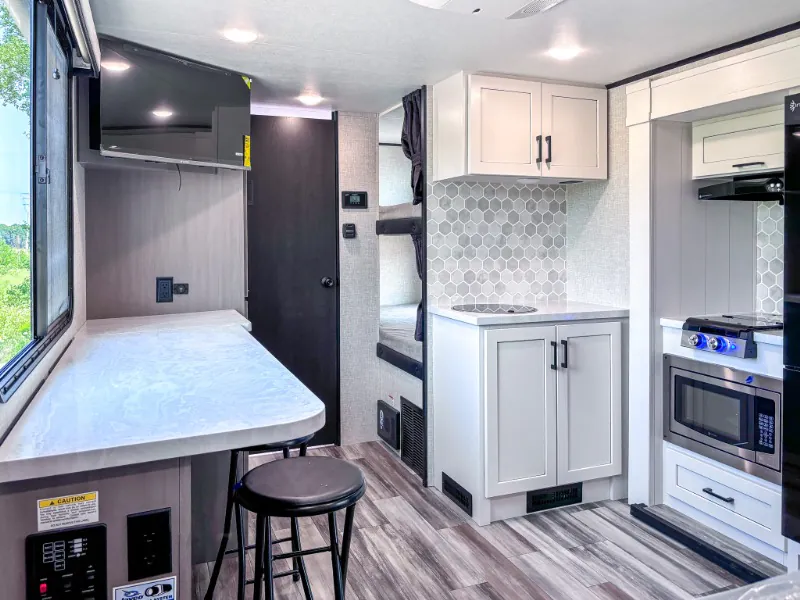 2025 Jayco Jay Feather Air 18MBH - Photo 4