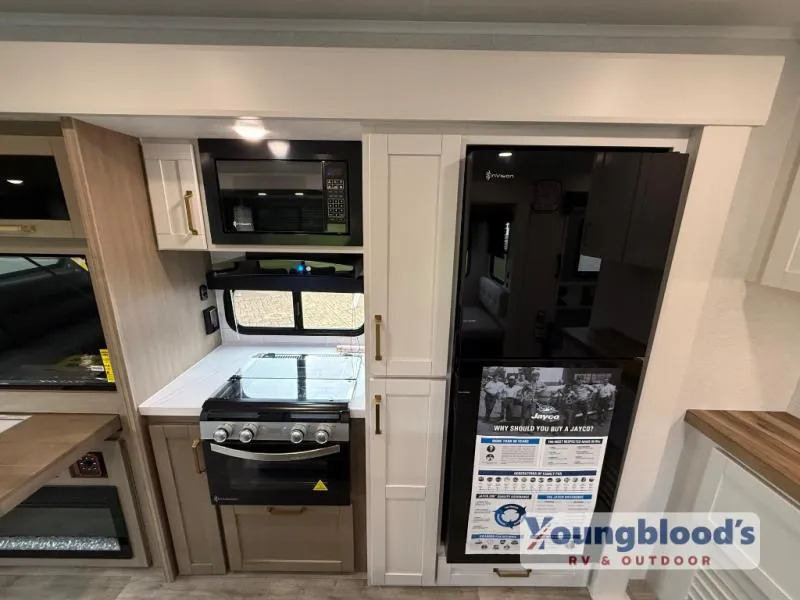 2027 Jayco Eagle 294CKBS - Photo 4