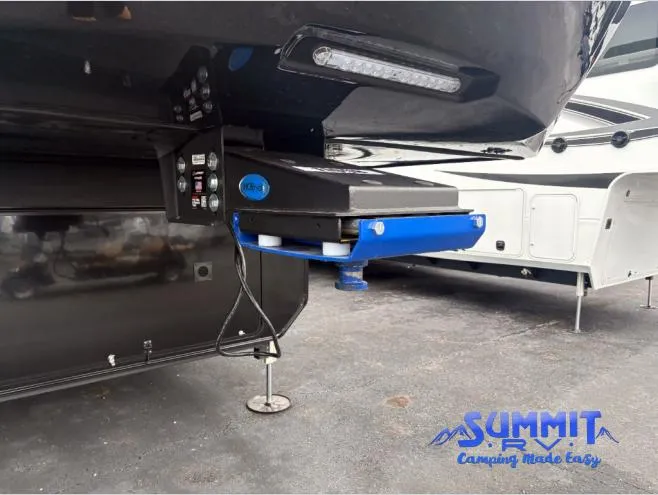 2026 Jayco North Point 382FLRB - Photo 4