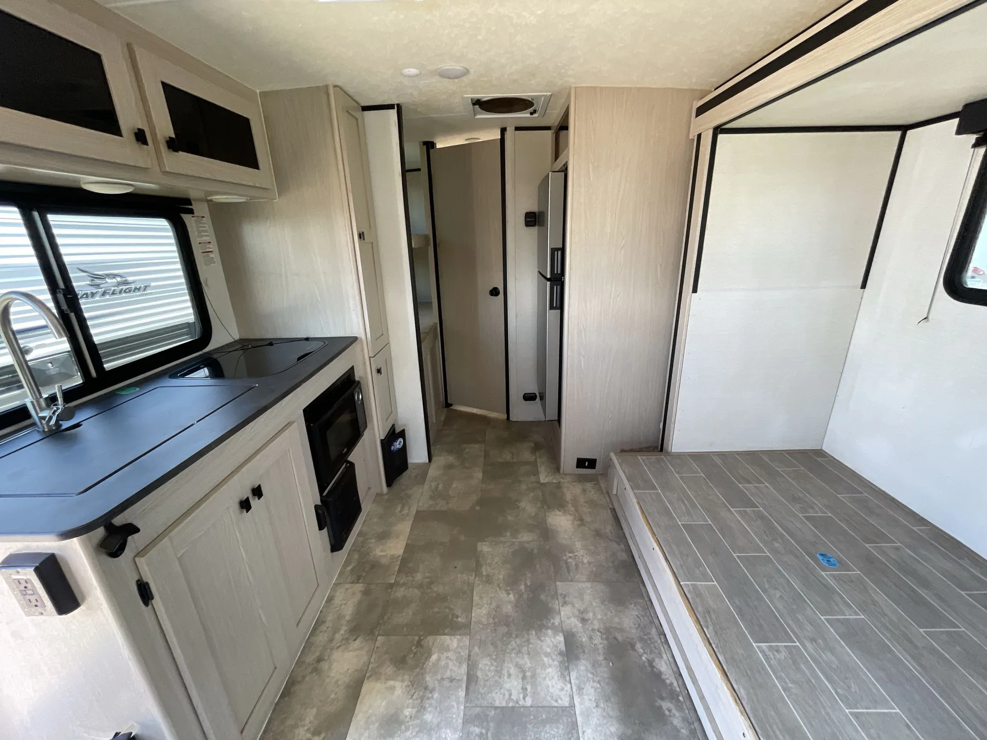 2023 Coachmen Apex Nano 194BHS — living area main