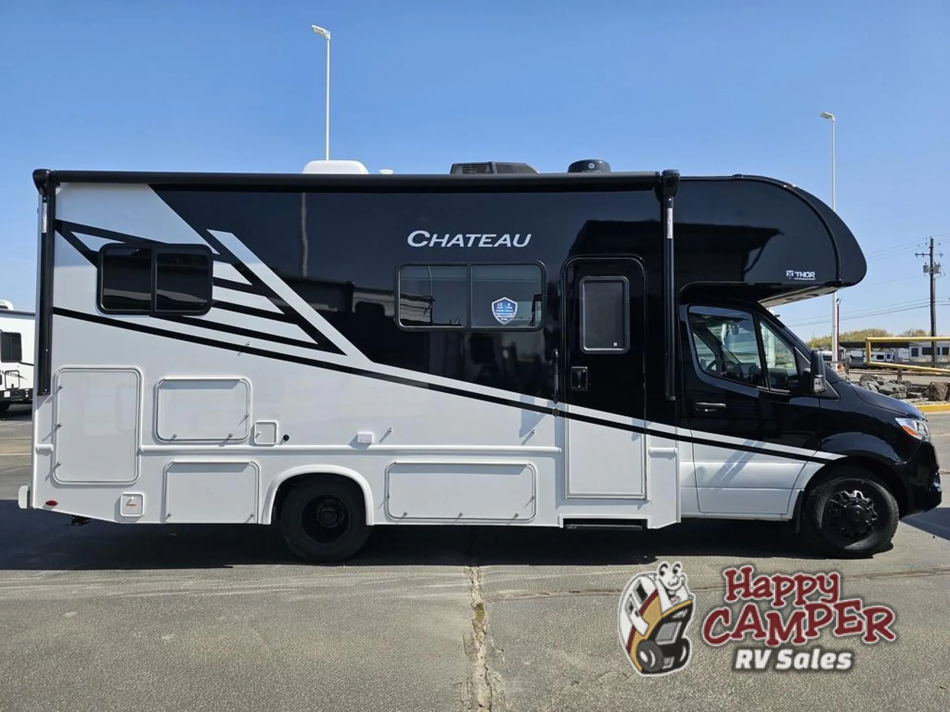 2026 Thor Motor Coach Chateau Sprinter 24LV - Photo 2